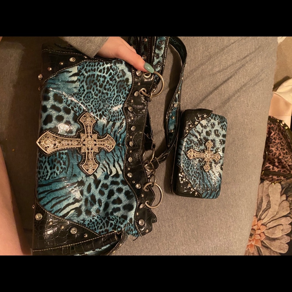 Brand new blue leopard purse with wallet